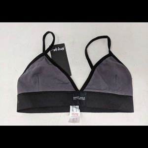 Women's Nasty Gal Sports Bra in Black/Grey Size 6